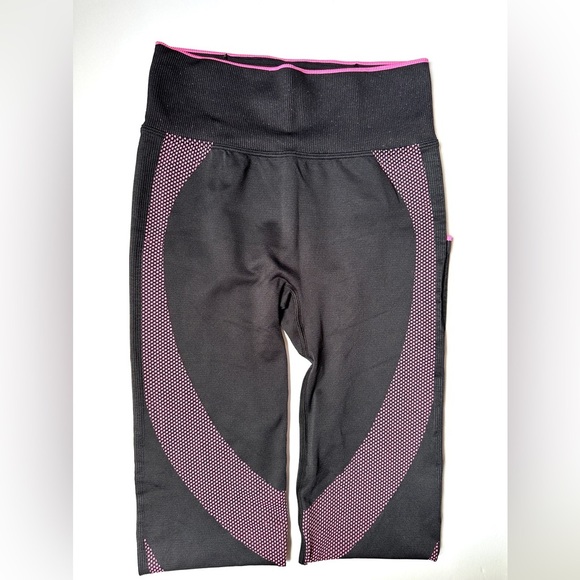 Victoria Secret | Pink Active Yoga Athletic Pants| Women’s S | Leggings Black - Picture 8 of 9